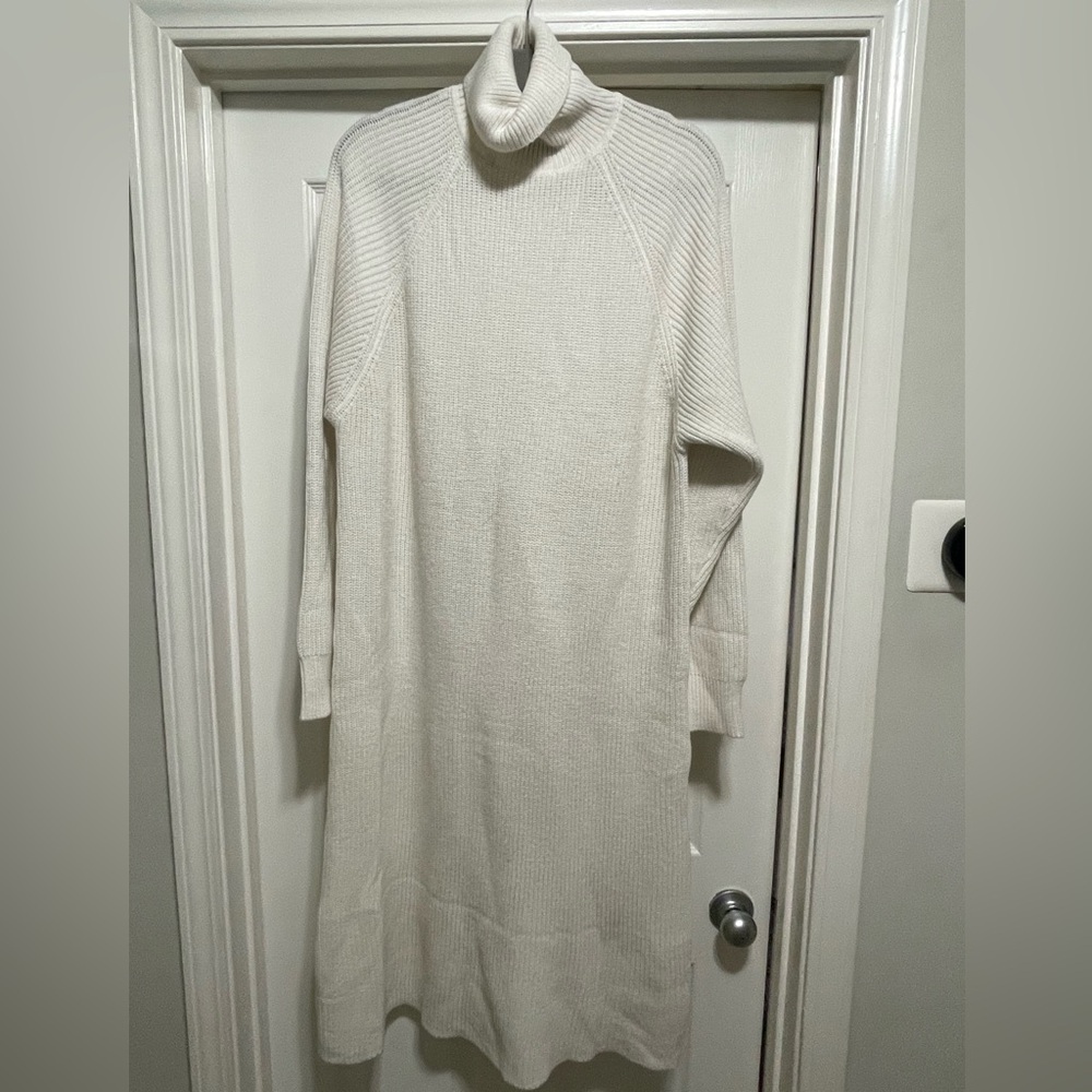 PrettyLittleThing Cream Long Sleeve Sweater Dress